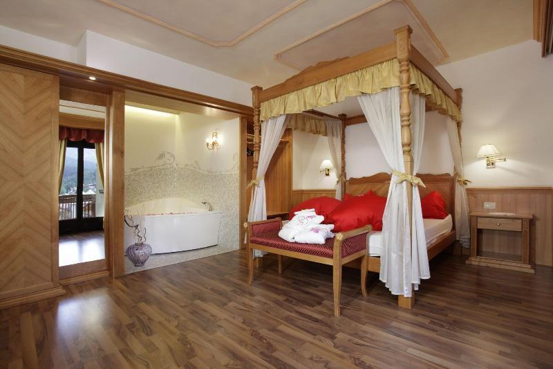 Cavallino Lovely Hotel Andalo Exterior foto